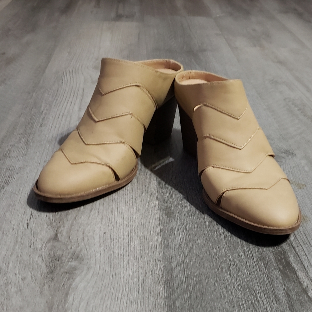 Time And Tru Memory Foam Tan Mules - image 2